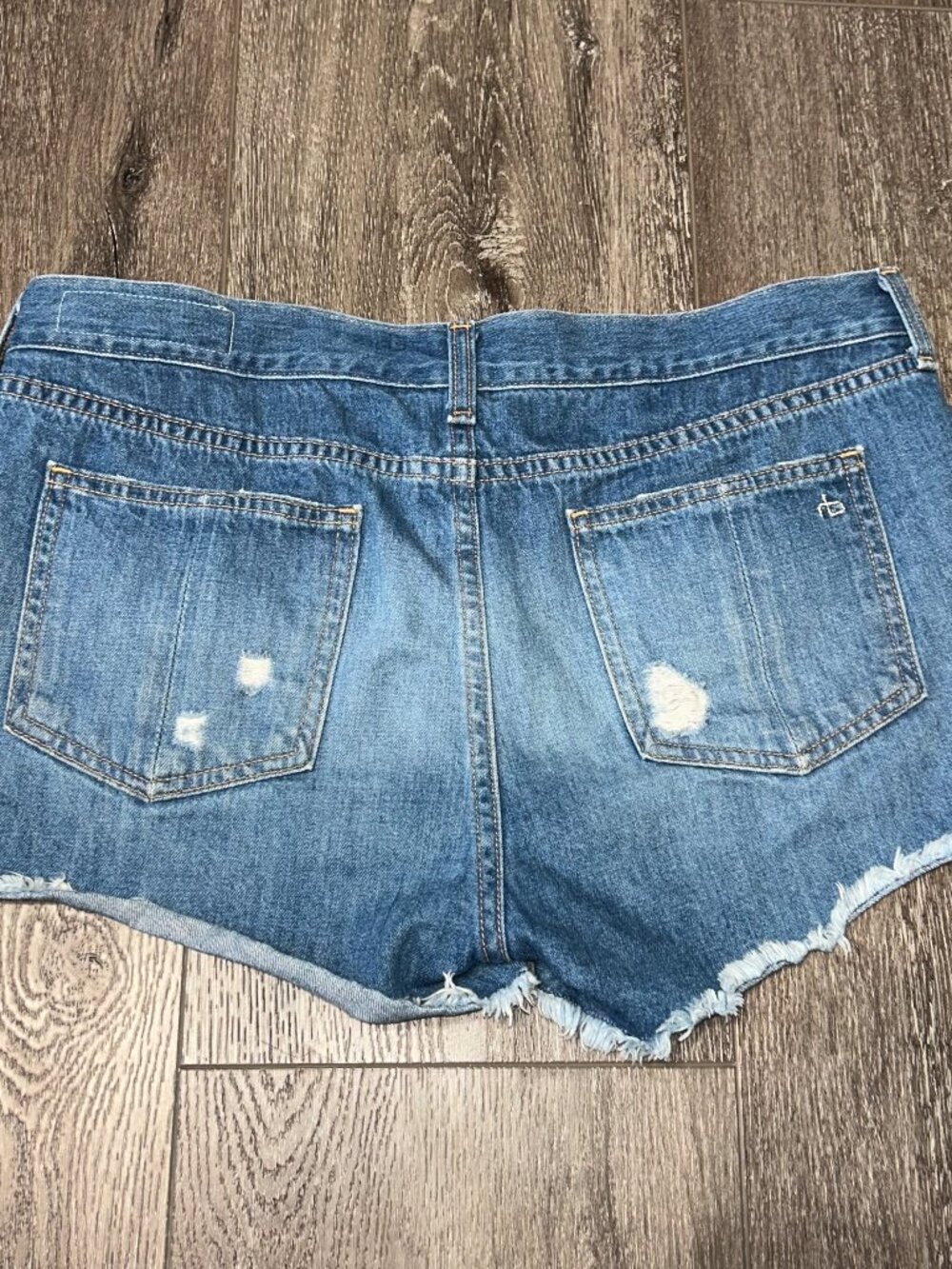 Rag & Bone Womens Size 29 Medium Wash Distressed Cutoff Denim Jean Shorts - Picture 3 of 3